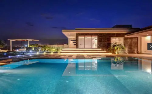 Pyramid Hills Compound 6 October